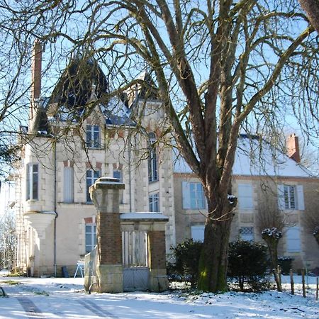 Chambres D'Hotes Montbron Luchapt Exterior foto